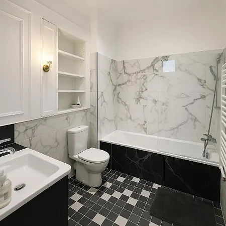 Appartamento 4 Suites, Av Des Champs-elysées *