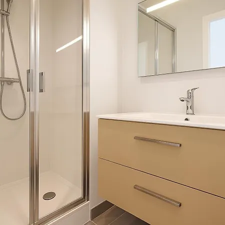 Appartamento 4 Suites, Av Des Champs-elysées